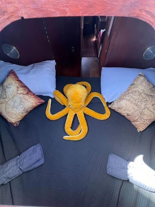 The Captains Locker - 30Ft Yacht Сан-Мігель-де-Абона Екстер'єр фото