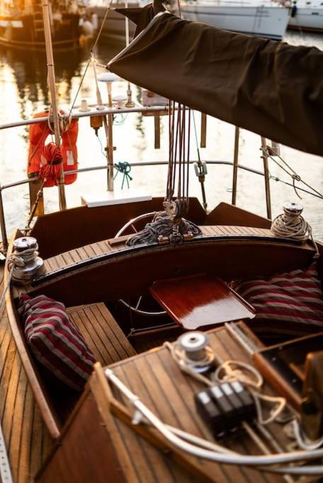 The Captains Locker - 30Ft Yacht Сан-Мігель-де-Абона Екстер'єр фото