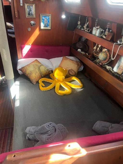 The Captains Locker - 30Ft Yacht Сан-Мігель-де-Абона Екстер'єр фото