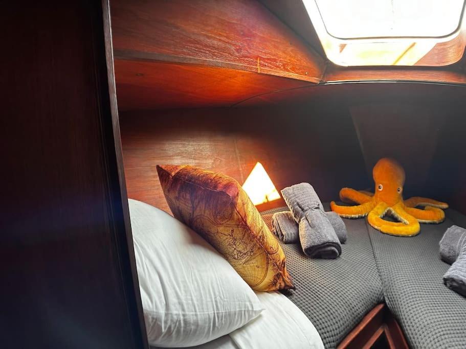 The Captains Locker - 30Ft Yacht Сан-Мігель-де-Абона Екстер'єр фото