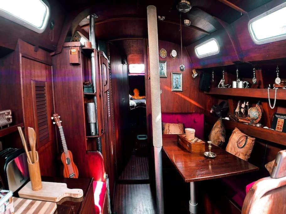 The Captains Locker - 30Ft Yacht Сан-Мігель-де-Абона Екстер'єр фото