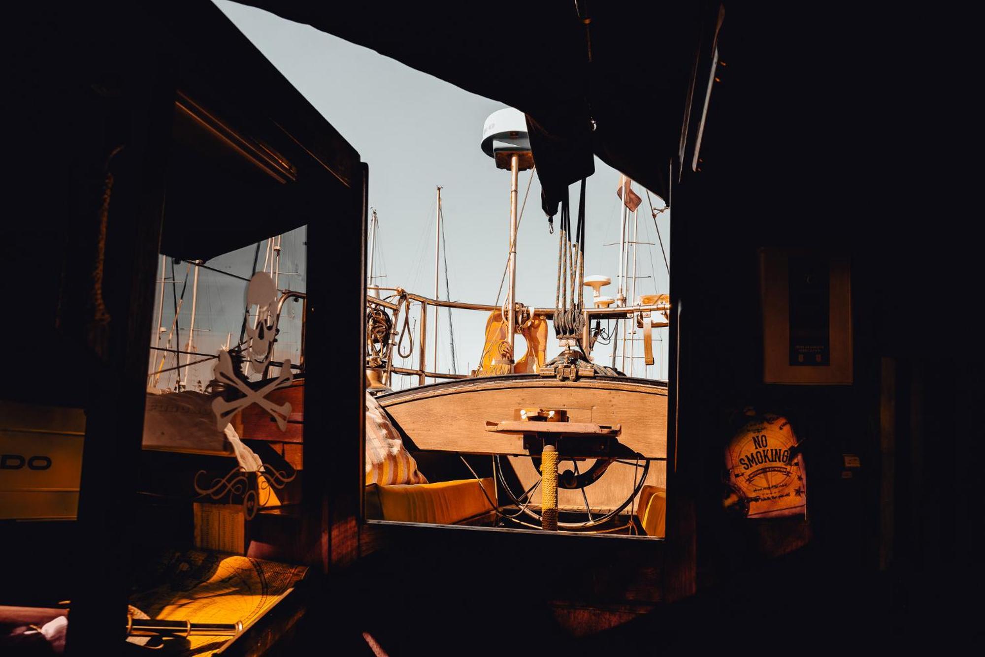 The Captains Locker - 30Ft Yacht Сан-Мігель-де-Абона Екстер'єр фото